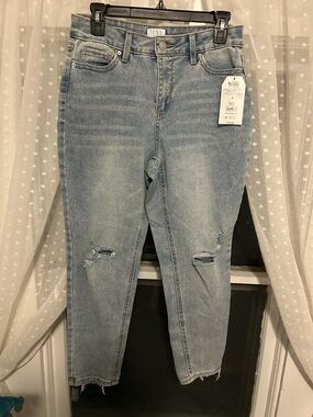NWT TIME AND TRUE Light Blue Ankle Design Distressed Jeans W/ 5 Pkts